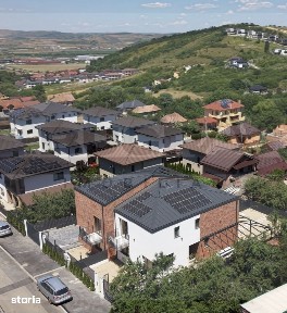 Casa cuplata semifinisata, 5 camere, 240mp, zona Dezmir
