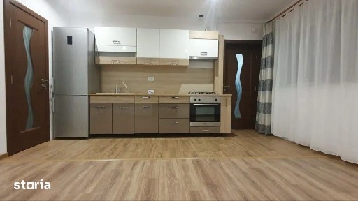 Central - Inchiriere casa, curte comuna - Str. Crinului