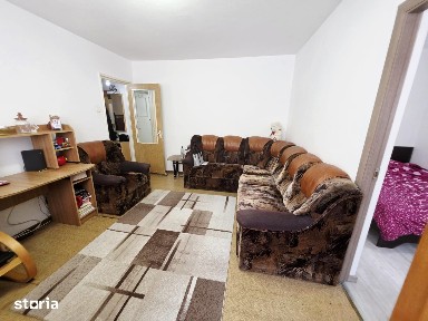 Apartament 3 camere, etaj 3, Malu Rosu - Str. Risnovenilor