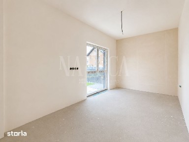 Apartament 3 camere de vanzare in Floresti