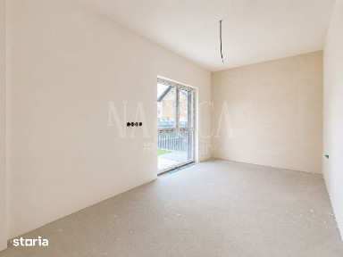 Apartament 3 camere de vanzare in Floresti