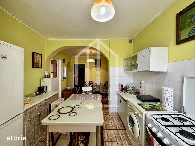 Apartament cu 3 camere, 58mp utili, decomandat, pivnita - str. Ostirii