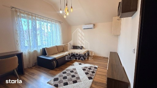 Mansarda inalta cu 2 camere de vanzare, loc de parcare, Dumbravita