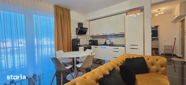 Apartament ultrafinisat 2 cam. de vânzare, Prima Decebal
