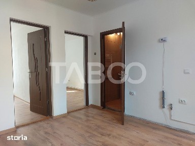 Apartament la curte 35mp 2 camere pivnita gradina str Magurii Cisnadie