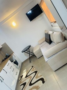 Casa cu Doua Camere de Inchiriat aproape de Strandul Ostroveni