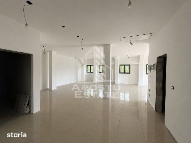 Spatiu comercial nou la bulevard, 175 mp, Zona Complexul Studentesc