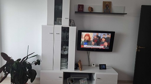 Proprietar. Vand apatament cu 2 camere.