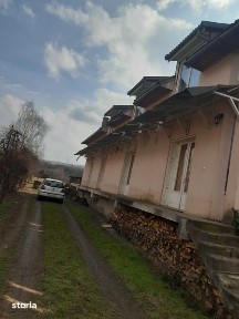 Vand casa mare pe 22 ari in Viisoara