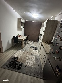 Vand apartament cu 2 camere