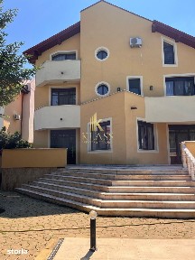 Vila individuala 13 camere, 7 bai, piscina, gradina, barbeque, parcari