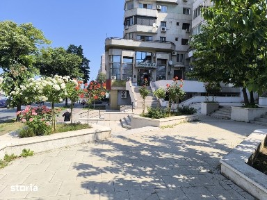 BALADA NEJ-Birouri cu suprafete medii si parcare!