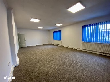 Spatiu de birouri de inchiriat - 3 camere, 2 bai - zona Centrala