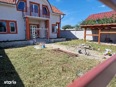 Oncea Platou - Casă de vânzare