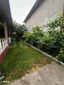 Casa de vanzare, 225 mp, sat Costi