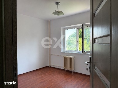 Apartament cu 2 camere de vanzare etaj 1, Aleea Electricienilor
