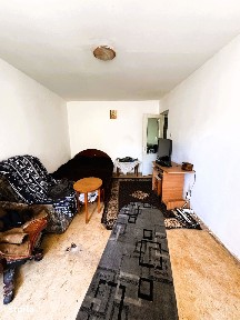 Etaj 2-Podul de Fier Intersectie-2 Camere Decomandat-bloc 81'