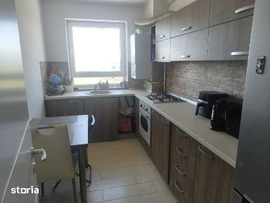 Apartament 3 camere, decomandat, Avantgarden 3