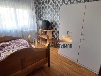Inchiriere apartament 3 camere central Targoviste
