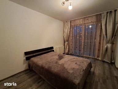 Apartament 3 camere, 2 balcoane, parcare privata Floresti str.Florilor