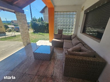 Casă de închiriat în apropiere de Curtea de Argeș.
