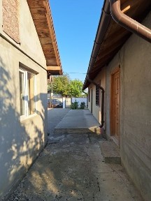 Casa Vulturu Vrancea Vând,schimb cu garsoniera, apartament Focsani