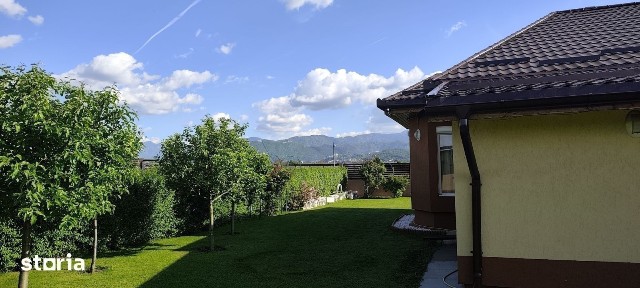 Casă 