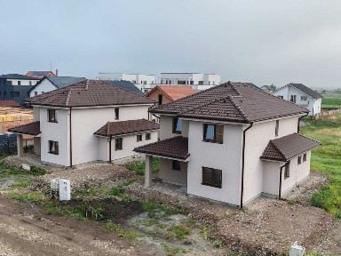 Case de vanzare in Sura Mica, la 7 km de Sibiu Dezvoltator