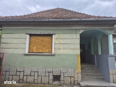 Oportunitate Investiție: Proprietate masivă de 2.290 mp teren la DN