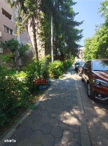 Oferta Rara - Copou - Parc - Apartament 4 camere cu garaj si boxa