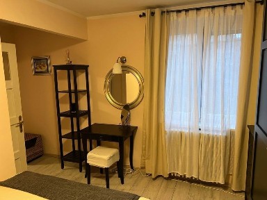 Ap. 2 camere de inchiriat
