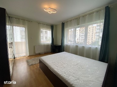 Apartament de inchiriat | 3 camere | Semicentral | Parcare