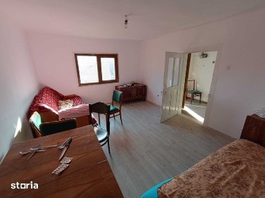 Doua terenuri de vanzare + doua case