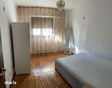 Ofer spre vinzare apartament 3 camere
