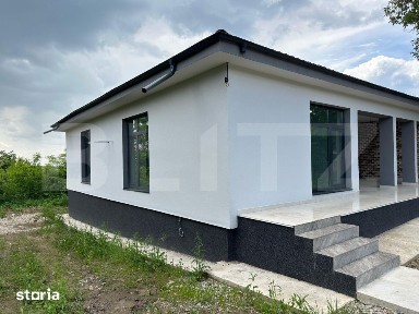 Casa pe structura metalica 3 camere 141 mp utili, teren 900mp, Razvad