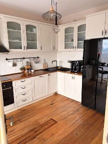 Penthouse lux in Vilă / rooftop cu barbeque / crama