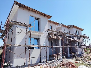 DUPLEX DESPARTIT PRIN CAMERA TEHNICA - PERSONALIZARE INTERIOARA - ZONA