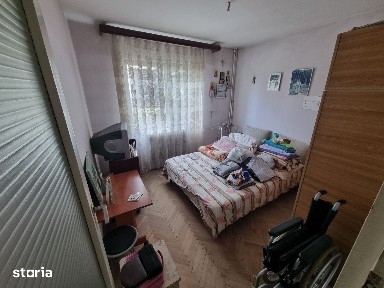 Apartament 3 camere zona Km 4-5