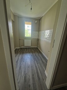 Vând apartament 2 camere Strada Sibiu