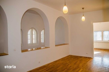 Inchiriere duplex Kiseleff, vila, et 1+mansarda, 160mp, 2800 euro/luna