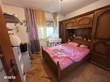 Mobilat si utilat in bloc anvelopat linga Flavia