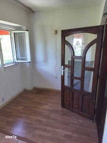 Vand garsoniera Lapus