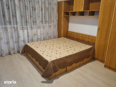 Proprietar - Apartament decomandat