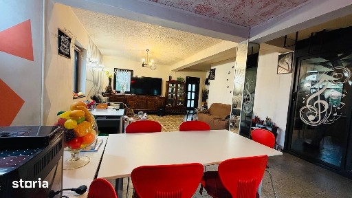 Vând casă (An 2019) Curte uriașă 1267 mp+facilități deosebite 220000E