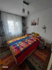 apartament de vanzare 3 camere