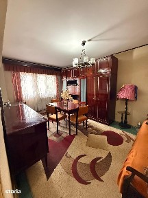 Apartament 3 camere Strada Victoriei, balcon și centrala proprie