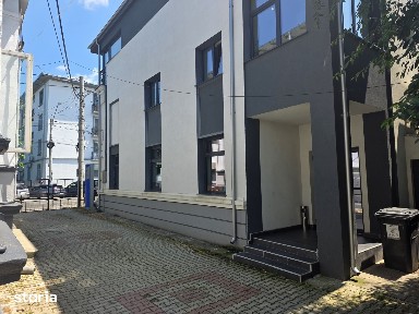 Bd. Republicii, nr. 60, Central, Pitesti, Arges