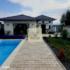 Casa lux 280 mpu 5 camere 5 bai garaj piscina si teren 1200 mp