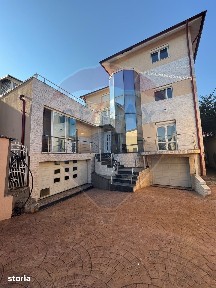 Casă / Vilă cu 11 camere de vânzare Bulevardul Gheorghe Chițu, Craiov