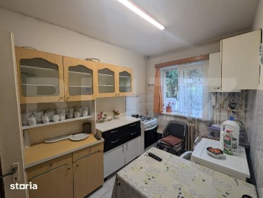 Apartament cu 2 camere, 48 mp, decomandat, zona Cetate
